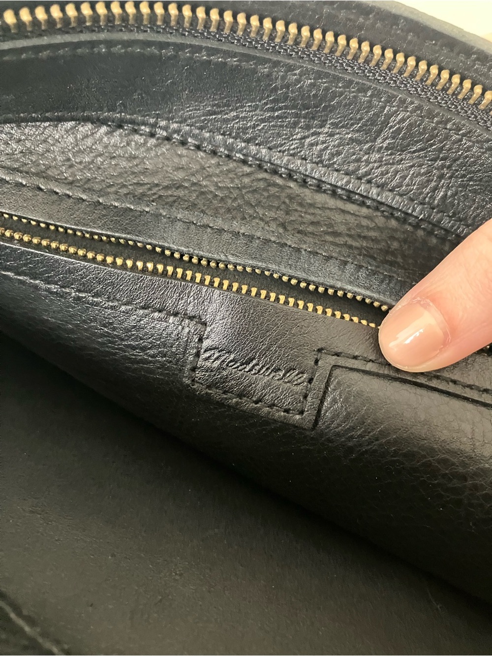 Madewell Medium Zip Top Transport Tote - Picture 4 of 4